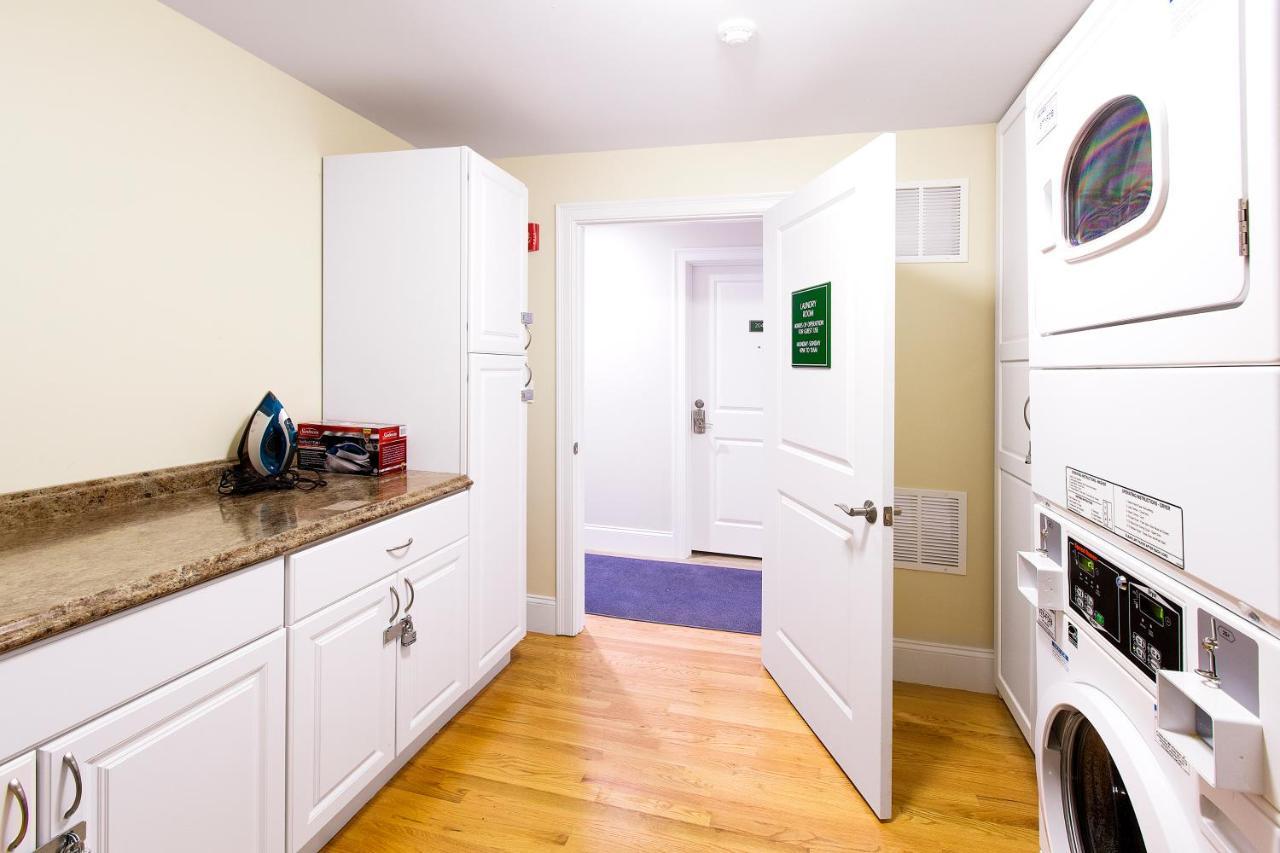 West Broadway Quarters By Thatch Boston Bagian luar foto
