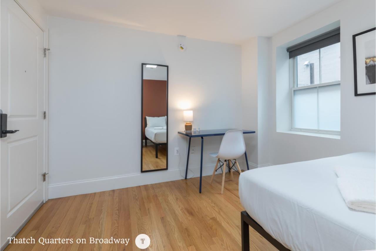 West Broadway Quarters By Thatch Boston Bagian luar foto