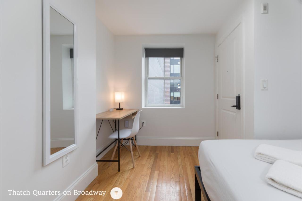 West Broadway Quarters By Thatch Boston Bagian luar foto