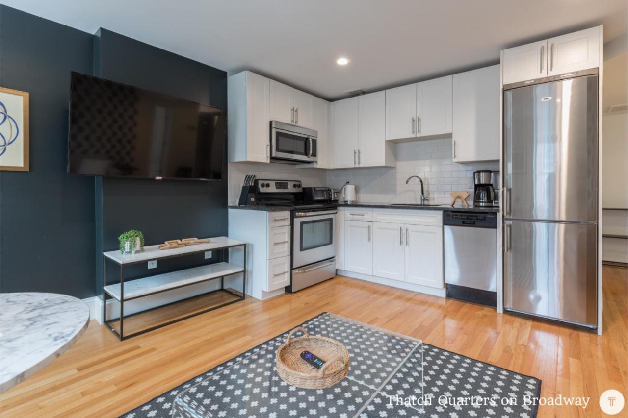 West Broadway Quarters By Thatch Boston Bagian luar foto