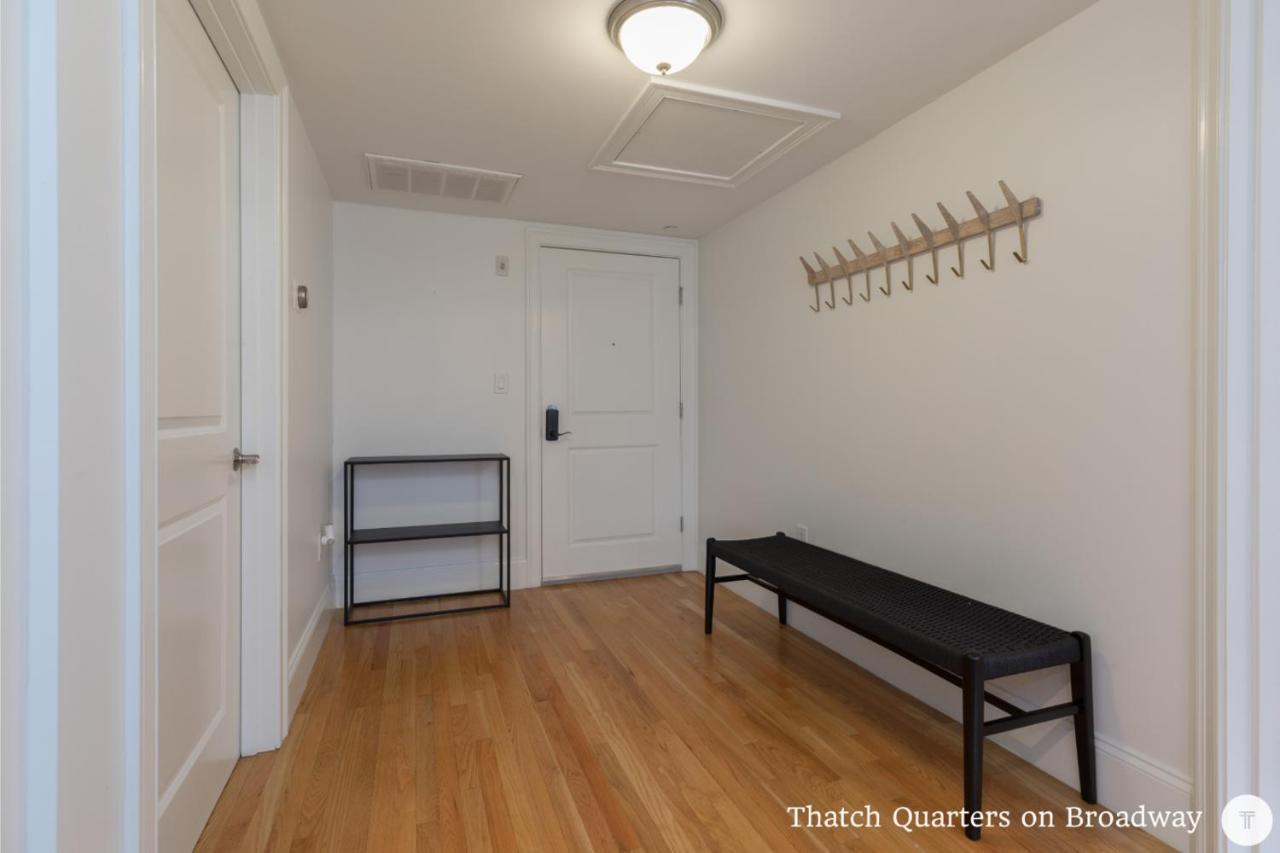 West Broadway Quarters By Thatch Boston Bagian luar foto