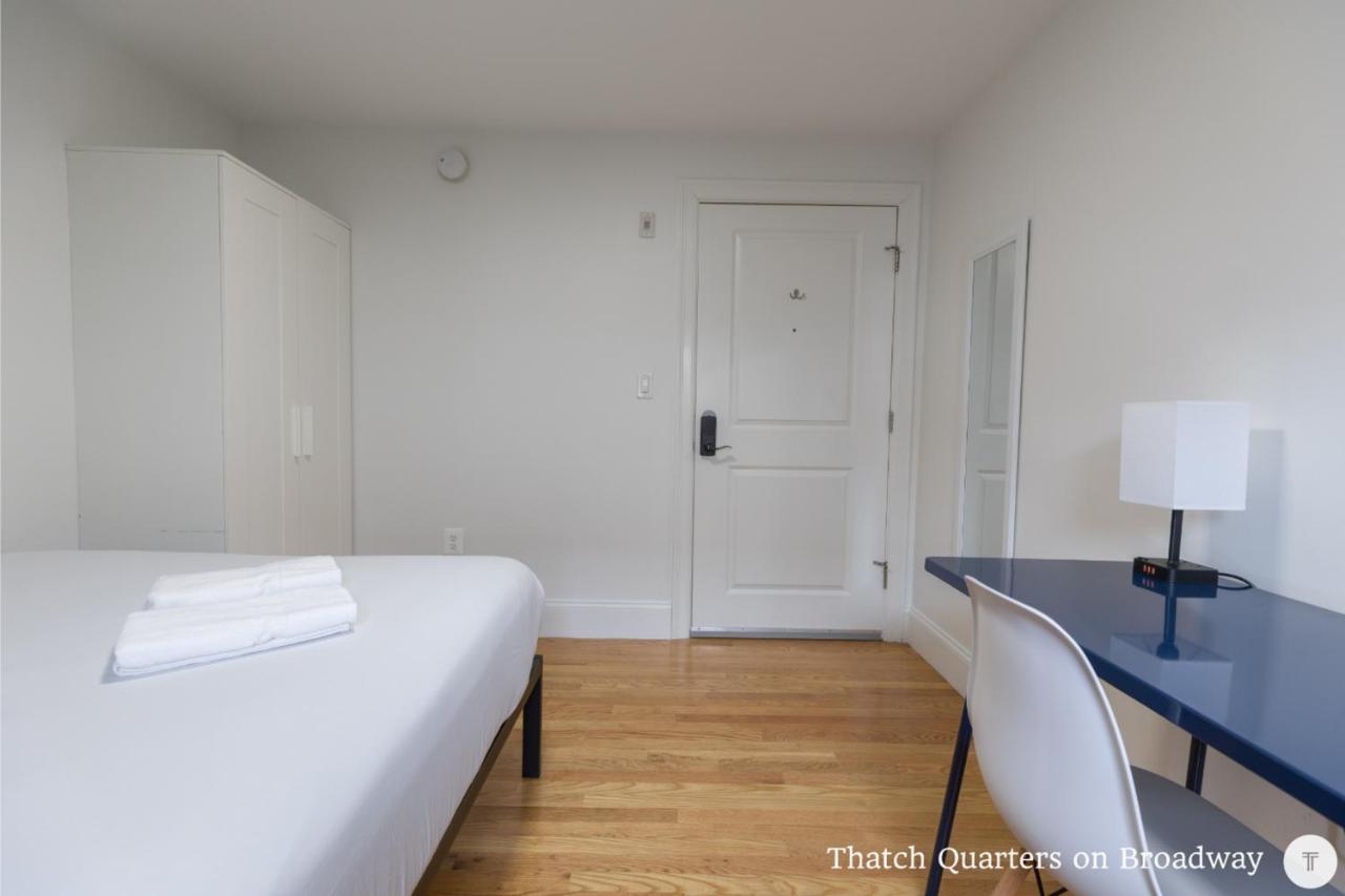 West Broadway Quarters By Thatch Boston Bagian luar foto